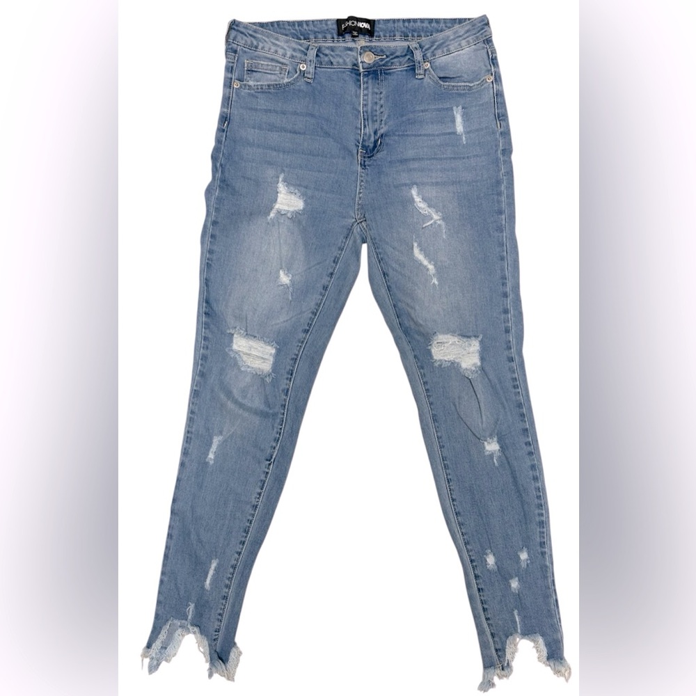 Fashion Nova Light Blue Distressed Ankle Jeans Size 7